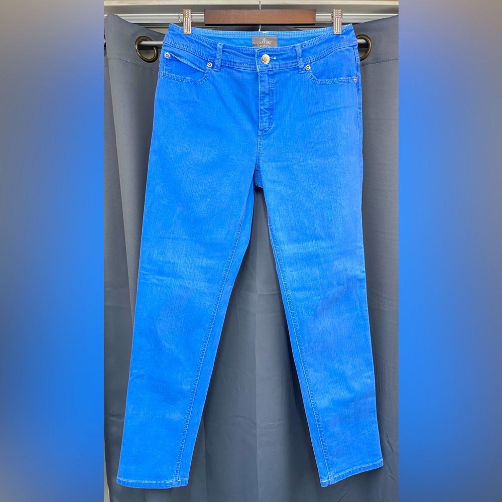 So Slimming by Chicos Blue Flex Stretch Denim Jeans Size 1